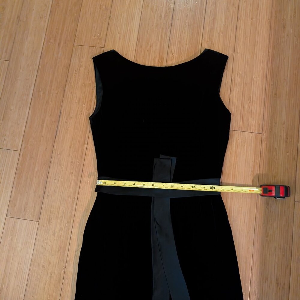 1950s/60s vintage black velvet gown - Picture 8 of 11